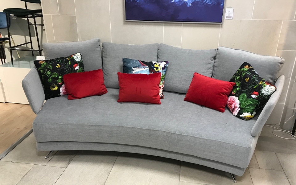 Fama Pacific 3 Seater Curved Sofa
with Scatters
Was £2,377 Now £1,299